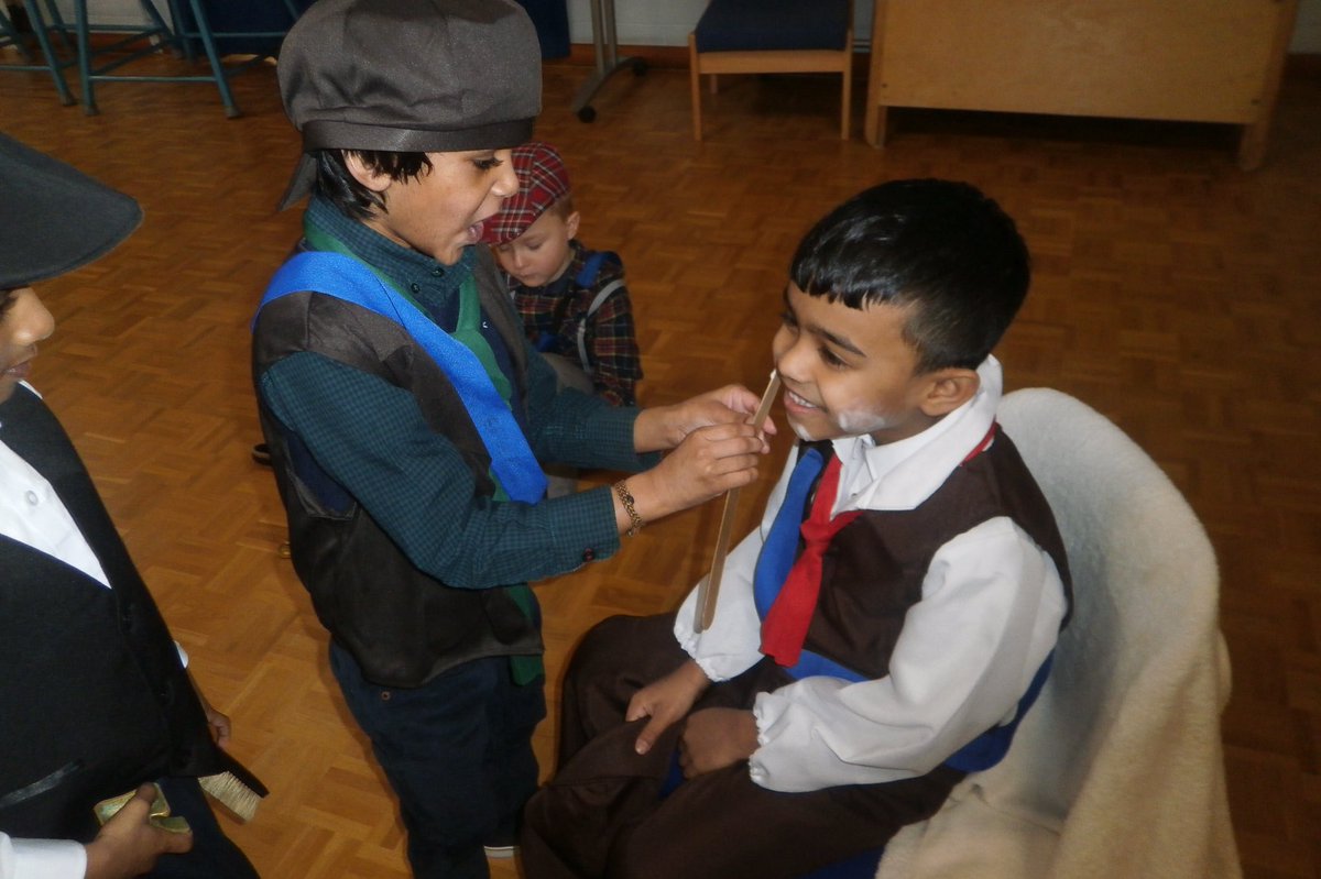 SSPP_Primary's tweet photo. Year 1 had a fantastic time when the Victorians came to visit. An action-packed day was filled with hands on activities to help them understand what life was like when Queen Victoria was on the throne. #SSPP #CompleteCurriculum https://t.co/ckZ0Z1ddyt