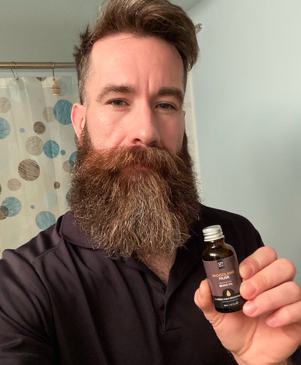 gmgcuk's tweet photo. Our Beard Oil is to be used daily to rejuvenate skin and condition hair. It promoted continuous and healthy hair growth and prevents itchiness. Oh yeah, it smell pretty damn awesome too - https://t.co/0QYDMaD5Kz 

Let's give plastic the middle finger together https://t.co/kSIgoMNG3o