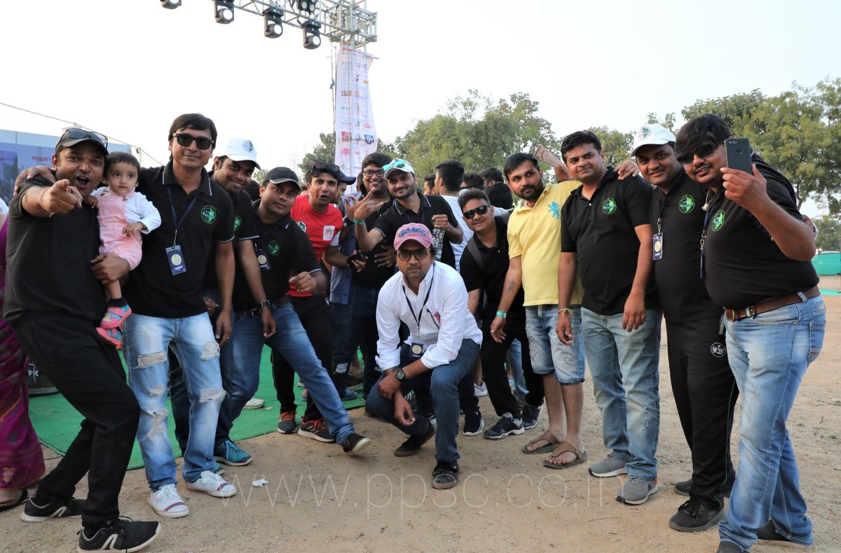 PatidarPPL's tweet photo. T266 - kite festival 😎 #UTTARAYANFLEA #loveppsc #patidarpremierleague2019 #cricketcrazy #uttarayan2020 #day11#cocacola #vivoindiatelangana #mahindraclub #belgiumwaffle #urbanpot #PPL2019 https://t.co/vkJ5QQPqRR