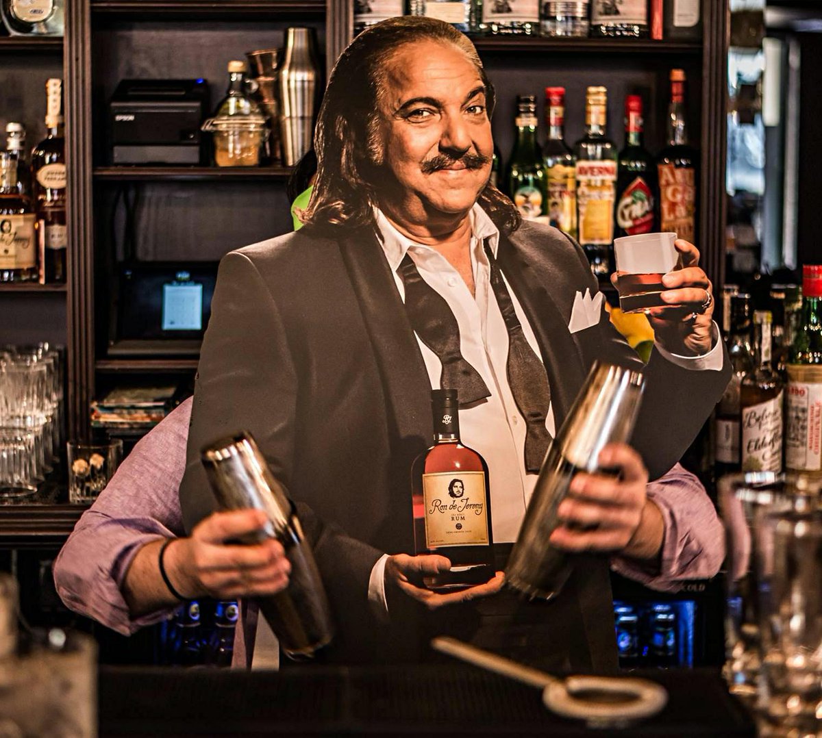 CHoHWRum's tweet photo. Shake it like Ron!  Have a Ronday Not A Monday😉!

https://t.co/dT1pNR1mWu

#RondaysNotMondays https://t.co/hDRcItfwyj