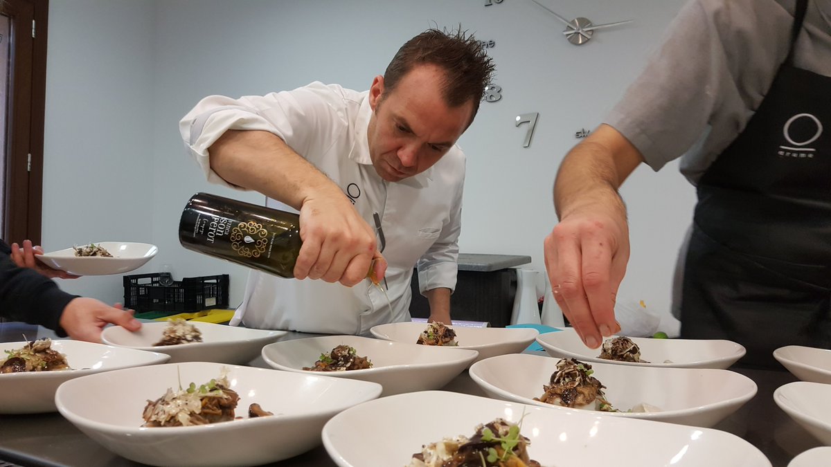 El dinar de socis d'enguany a càrrec de <a href="/tomeu007/">tomeu marti</a> del restaurant #arume #fantàstic #espectacular #hemdisfrutat #gràciespervenir