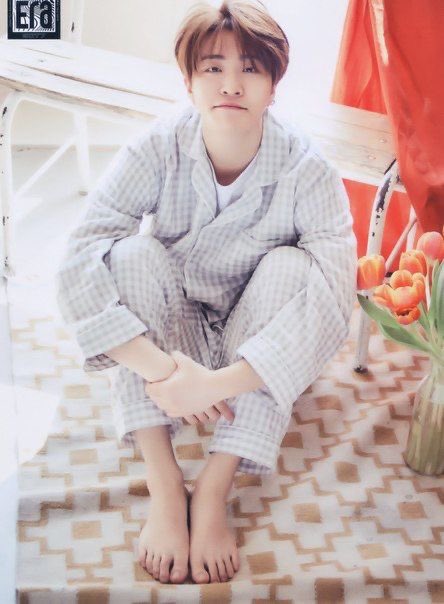 I know you’ve all been waiting for this. Choi Youngjae’s ankles: a thread.  @GOTYJ_Ars_Vita  #Youngjae  #영재  @GOT7Official  #GOT7    #갓세븐