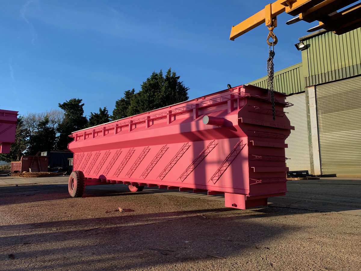 PremierPits's tweet photo. A very special pit is about to leave the yard. This bespoke Premier Working Pit is about to embark on a 10,000 mile journey to Antarctica for the British Antarctic Survey!
#PremierPits #TheOriginalSteelPit #UKsNumberOne #PinkPits #PremierPitsInAntarctica https://t.co/kUhJT5hiUW