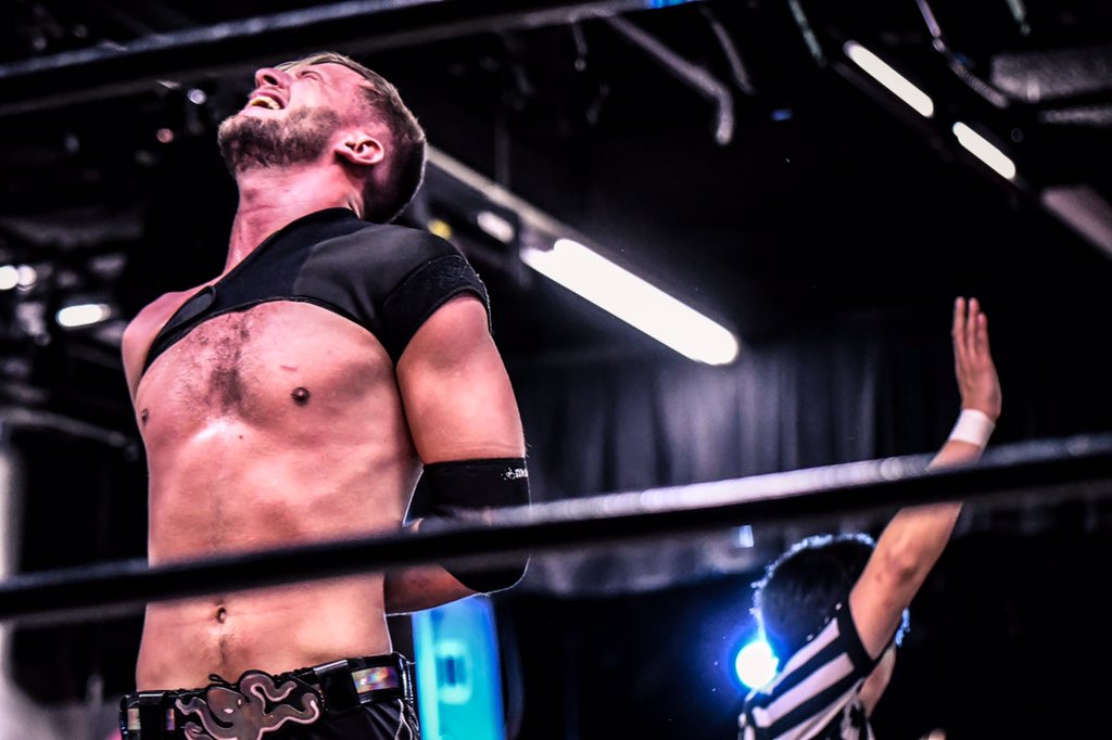 yumiiii125's tweet photo. #chrisbrookes #DOGP3 #ddtpro https://t.co/ZHTtwPTyfr