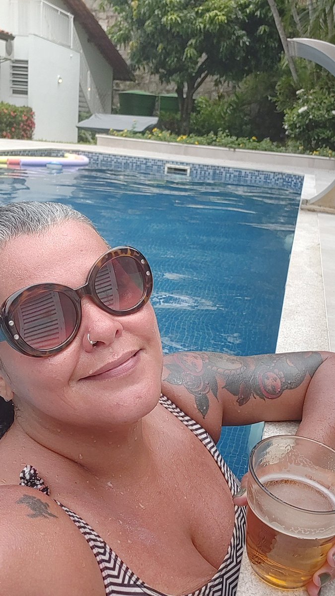 aoutrafernanda's tweet photo. feriado e nós estamos como? #jacacity https://t.co/aA8hvPVm3c