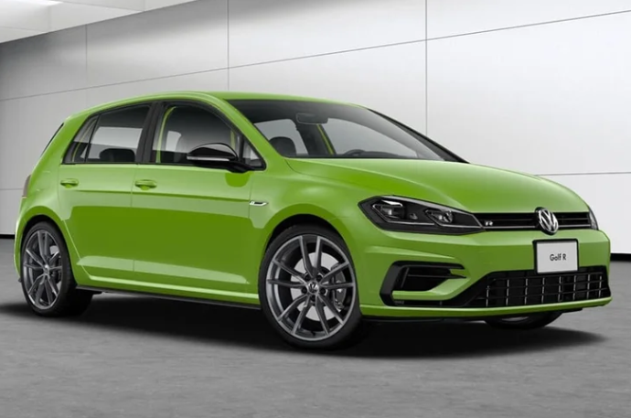 BlueChipDealers's tweet photo. Volkswagen is readying to launch a Final Edition version of the derivative around mid-year. Packing a 2.0-litre turbocharged 4-pot with 228 kW and 400 Nm, allied with a quick-shifting transmission and all-wheel drive, the Golf R positively catapults off the line.

#BlueChipDealer https://t.co/4lDk0ANCOz