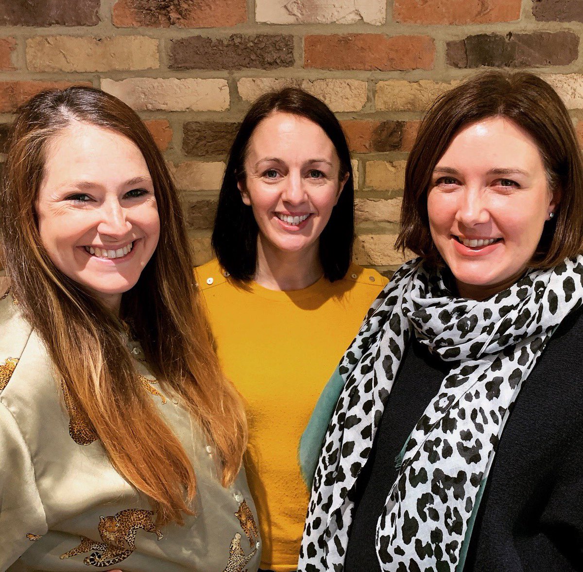 ckingswriter's tweet photo. Great start to Jan! New &amp; old clients w/ really diverse work, working on @wearegirlsinsp1 w/ @jowimblegroves , networking &amp; goal setting with Action Woman! 💪🏻 How’s your January? Could I help with writing? Do get in touch! #freelancewriting #helpwithwriting https://t.co/MFzYon266u