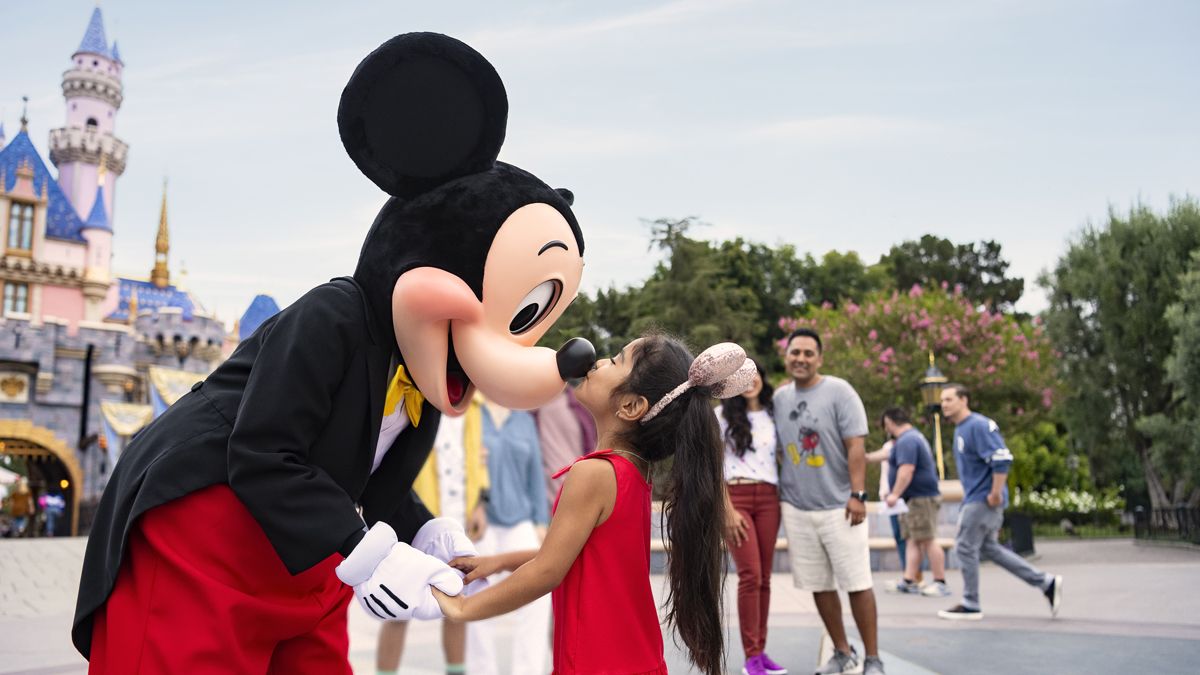 MouseMoxie's tweet photo. You can purchase a Disneyland 3-day ticket with admission to 1 park per day for a child ages 3 to 9 for as little as $67 per day. Tickets are valid through May 21, 2020. Contact @TripMoxie to take advantage of this great offer.
#Disney #Disneyland #Deals #Travel #vacation https://t.co/SU6ZVZhskF