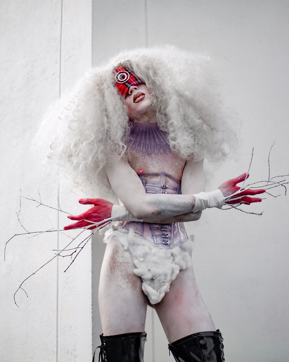 SaunakSpace's tweet photo. Invaded by Drag - New set with Bogota 🇨🇴 based creatives. #LGBTQ #dragqueens more on my IG https://t.co/rTE2PmO9wC https://t.co/y5qsudNqgT