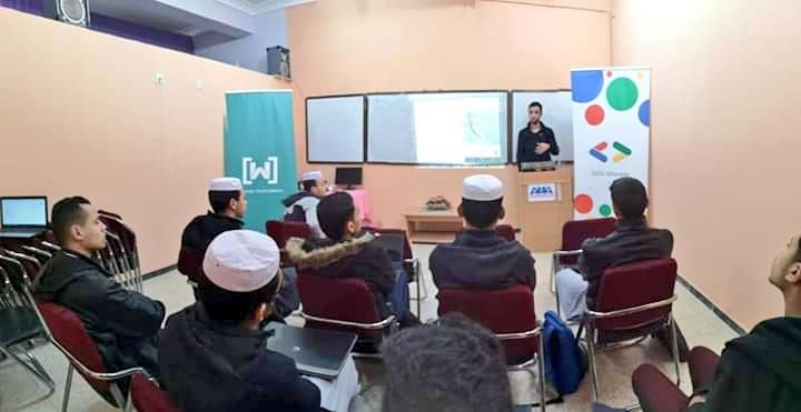 GDGGhardaia's tweet image. #FlutterStudyJam under the title: "What's New In Flutter" session 2 has been successfully done in last Saturday, Jan. 18th 2020 at #AMA_Foundation locals ❤🔥
Shootout again to out dear participants for their continuous support and interest 🥰
#GDGGhardaia #Flutter @gdgmena
