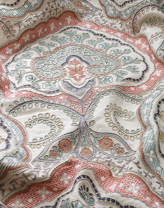 jamesharefabric's tweet photo. It's our last day today at Galerie Hervé Courtaingne, 53 Rue de Seine. Come and see us! #Parisdecooff #decooff #jameshare https://t.co/wuZBpsGX20