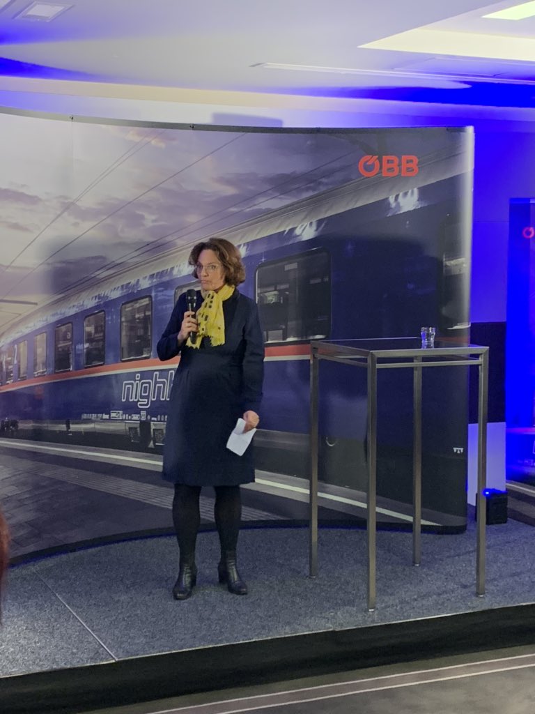 "🇪🇺 worked hard to create a legal framework for 🚆companies to compete &amp; operate. A #SingleEuropeanRailArea means national borders within the EU should become irrelevant for train runs. We'll continue to push for more harmonisation, innovation &amp;level playing field"- E. Werner