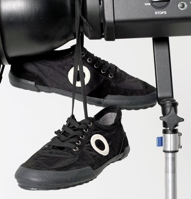 2AS REBAJAS en ARO. 😎
Modelo Set Wolverine: Piel afelpada y tejido de nylon, con forro de microfibra y cordones algodón 100%. Suela de goma. #rebajas #arobarcelona #sneakers 

🔌aro.es/shop/set-3555-…