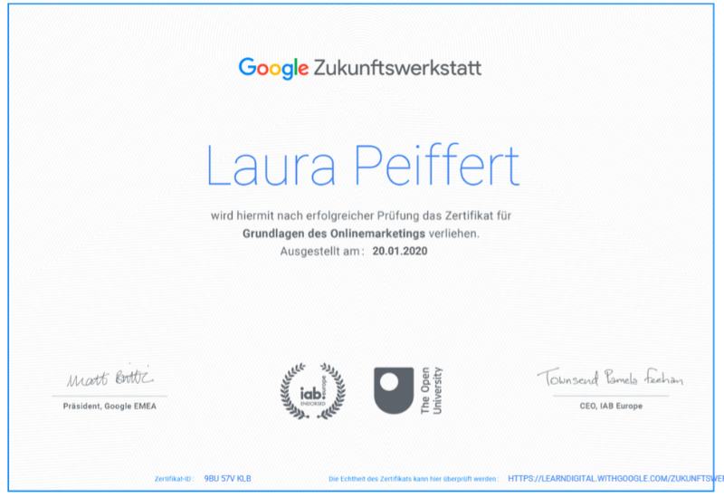 CLICKHEROS's tweet image. Jetzt können wir Euch mit noch mehr Kompetenz zur Seite stehen! Unsere Praktikantin Laura hat heute ein Google Zertifikat für Grundlagen des Onlinemarketing erfolgreich bestanden. Glückwunsch Laura! 😃👏