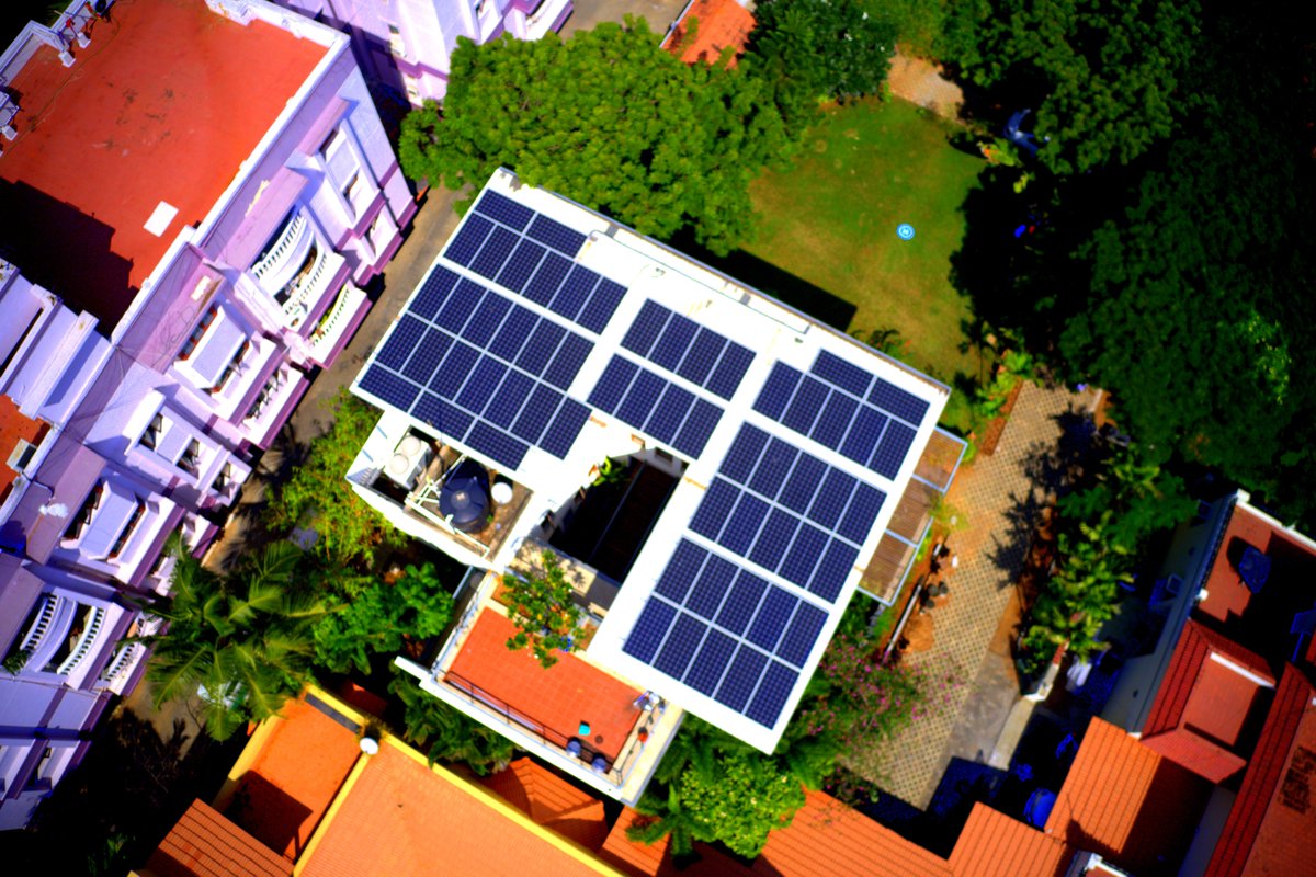Sunlit_Future's tweet photo. 21.83kWp Solar rooftop system on Nataraj and Venkat Architects, #Chennai.  #NVA, a firm with 35 years experience is encouraging sustainable future with they themselves taking the first step to install solar on their office rooftop! 

#solaredge #waaree #SOLAR #solarpower https://t.co/WN3qog2CEd