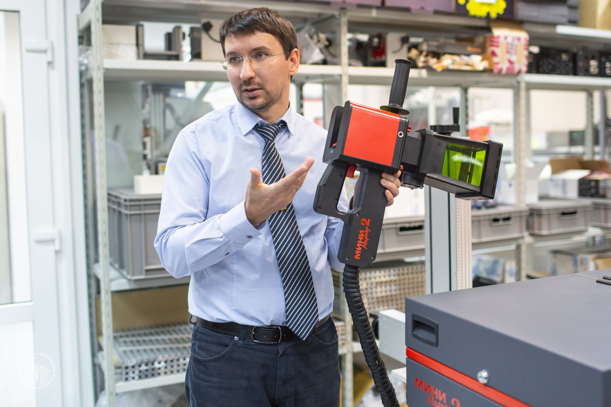 newlaser's tweet image. Производство &quot;Лазерного Центра&quot; посетили учащиеся Академии цифровых технологий adtspb.ru/2020/01/lazer-…