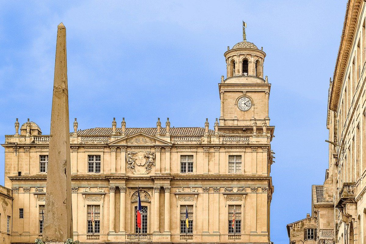 Optissimmo_grp's tweet photo. Très ressemblants, ces deux dispositifs de défiscalisation sont souvent confondus ou maladroitement mélangés. Alors quelles sont les différences entre loi Malraux et loi Monuments Historiques ? : https://t.co/K3MCLav1cE https://t.co/79R7hAc2QG