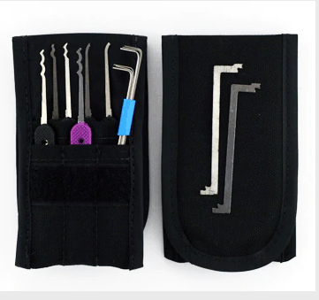 thinkpeterson's tweet photo. The #Peterson_Gsp stands for Ghost pick set that is most probably small which contains a variety of high quality.

Know more - https://t.co/fpwHqXTF3I https://t.co/K9zTKzSezr
