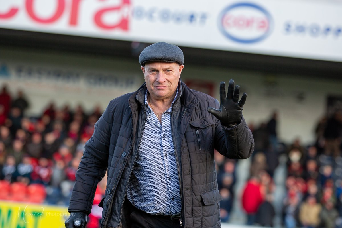rfcliege's tweet photo. Merci à notre ancien gardien de but Patrick #Gusbin pour sa présence à #Rocourt ! 🔴🔵 #anciens #coupdenvoi #RFCL #Liège https://t.co/EQO0L5cjfZ
