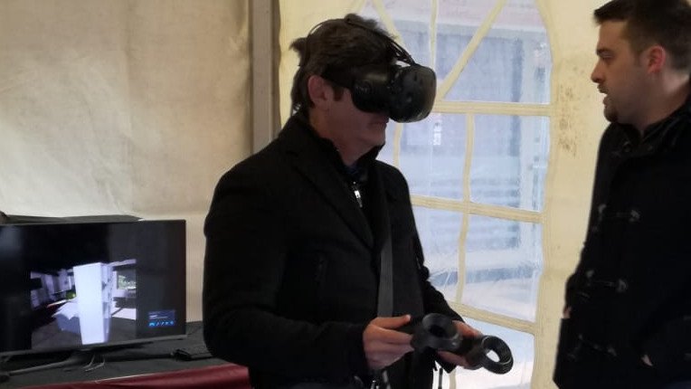 BeitxuStudios's tweet photo. ¡Otro año más, en los #SanAntontxu de #Mungia! Gracias a todos los que os acercasteis a probar nuestras soluciones de #RealidadVirtual, para #educación y #formación. #FP #VR #AR #MR #Industria40 @mungialdea #sartutabeitxu https://t.co/CChsNJ27uA