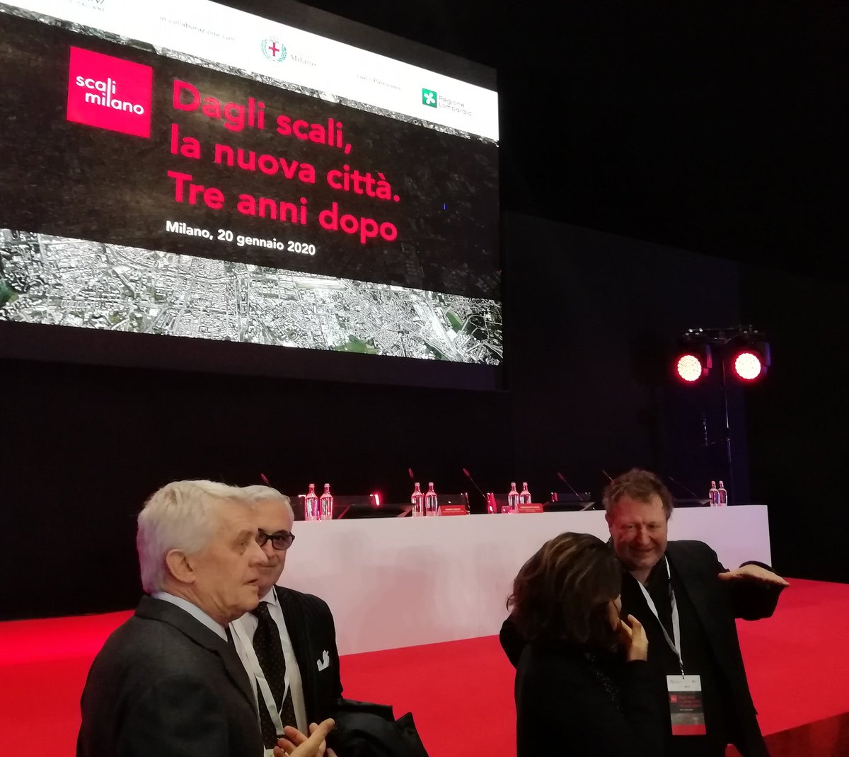 PPANthebrief's tweet photo. #rigenerazioneurbana
A breve al via evento "Dagli Scali la nuova #città". Un punto su operazione @ScaliMilano a 3 anni dal suo lancio grazie a joint venture #FSSU @fsnews_it, @ComuneMI e @RegLombardia. Per saperne di più segui la diretta e leggi #thebrief https://t.co/re2wu8Xe6K https://t.co/qOruvTJCav