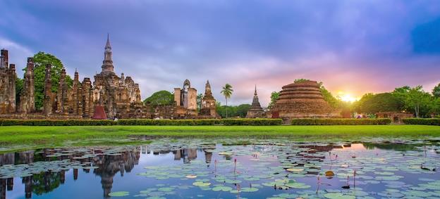 FareBoom tweet media