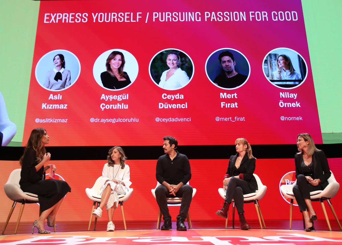 brandweekist's tweet photo. .@AysegulCoruhlu, @nilayornek, @Ceyda_duvenci ve @mert__firat ‘’Sosyal medyayı farkındalık için kullananlara Instagram nasıl bir yol arkadaşlığı yapıyor? sorusunu yanıtlamak üzere #BrandWeek2019 sahnesindeydi. https://t.co/9GKClsxqqc