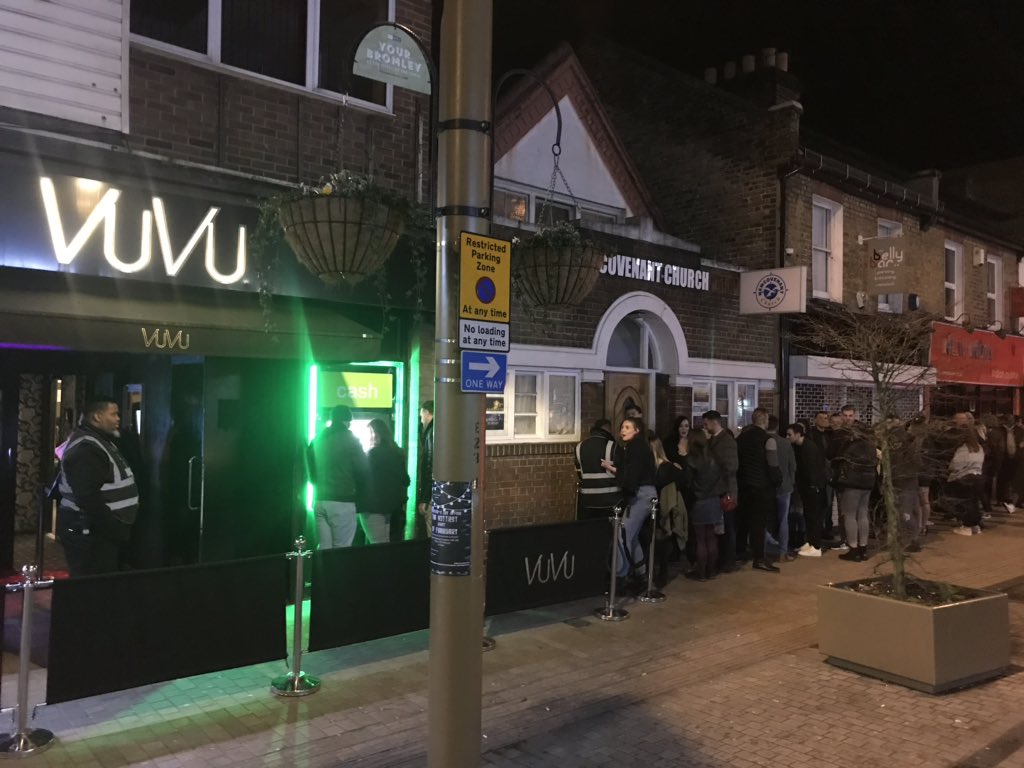 Thank you all beautiful people who celebrated with us #VuVu’s #7thanniversary last night

A special thank you to #dropdeadgorgeous <a href="/lucydiamond10/">lucy diamond</a> <a href="/v3rny/">DJ Vernon James ®</a> @mike_drum_bates #dropdead #gorgeous #vuvudivas &amp; #vuvuteam 
See vuvuclub.com for the #forthcoming events &amp; pictures