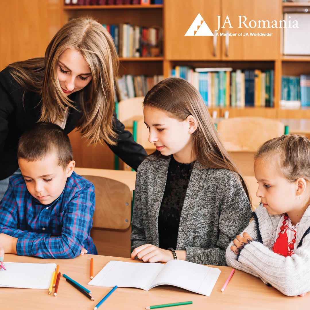 JARomania's tweet image. Choose your classroom's free Junior Achievement optionals! The registration for 2020-2021 school year JA international educational programs takes place January through March. Pre-registration form available at jar.ro/preinscrieri.

#JAPrograms #Textbook #FutureReady #Next100