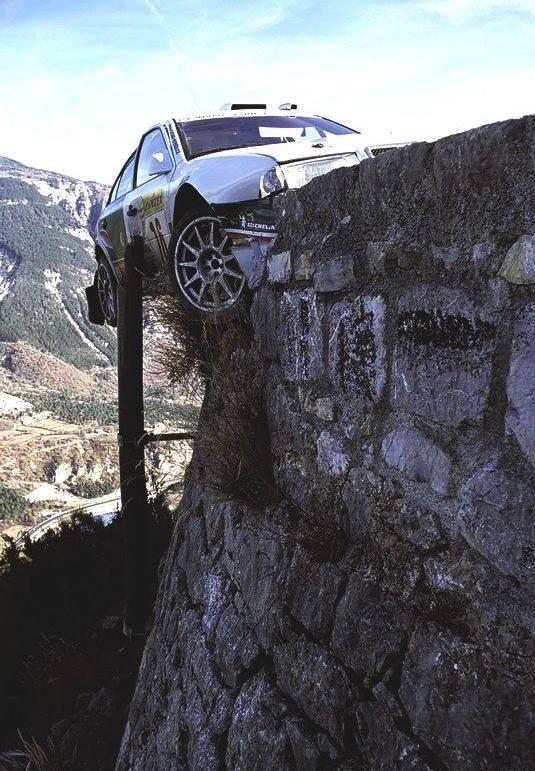 Davide_QV's tweet photo. Waiting #RallyeMonteCarlo #Montecarlo #WRC
Quando a Roman Kresta e Jan Tomanek andรฒ molto di lusso a bordo della loro #Skoda #Octvia WRC EVO 2. Il palo li salvรฒ da una rovinosa caduta, il cui esito poteva essere molto grave. Correva l'anno 2002.
#blogdelring @il_ring https://t.co/ByPlawOaqK
