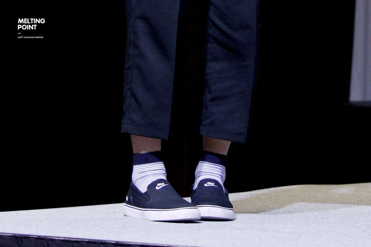 I know you’ve all been waiting for this. Choi Youngjae’s ankles: a thread.  @GOTYJ_Ars_Vita  #Youngjae  #영재  @GOT7Official  #GOT7    #갓세븐