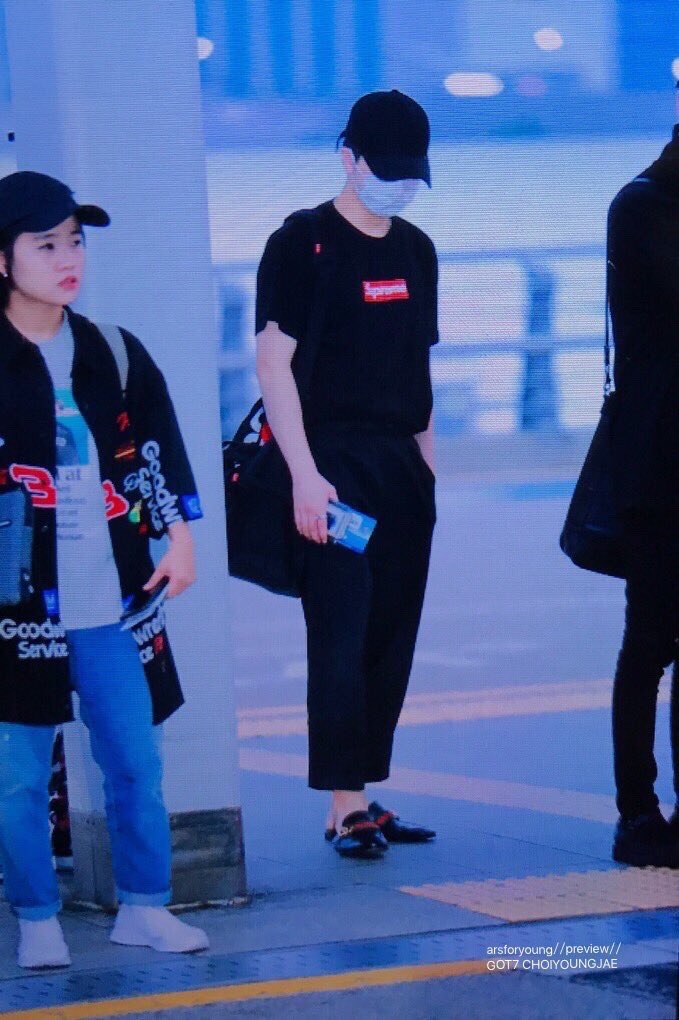 I know you’ve all been waiting for this. Choi Youngjae’s ankles: a thread.  @GOTYJ_Ars_Vita  #Youngjae  #영재  @GOT7Official  #GOT7    #갓세븐