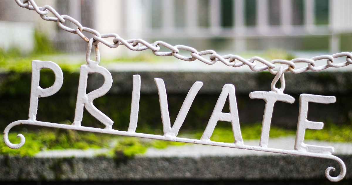 ChangeCreators's tweet image. Als je medewerker ziek wordt, wisselen diverse partijen gegevens over hem uit. Om ervoor te zorgen dat dit allemaal goed gaat in het kader van privacy, heeft de Autoriteit Persoonsgegevens beleidsregels opgesteld. Meer info: salarisnet.nl/2020/01/privac…