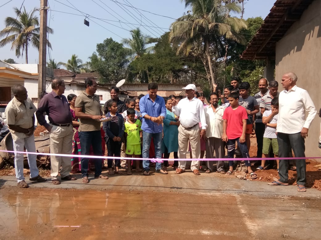 Jayeshvsal's tweet photo. Inaugurated newly constructed culvert near Bansilal Naik's House, Sangolda. This was a long pending work for many years. Fulfilled a promise made during Elections. #SangoldaForward #PuttingBasicsinPlace https://t.co/wvtlH49U8B