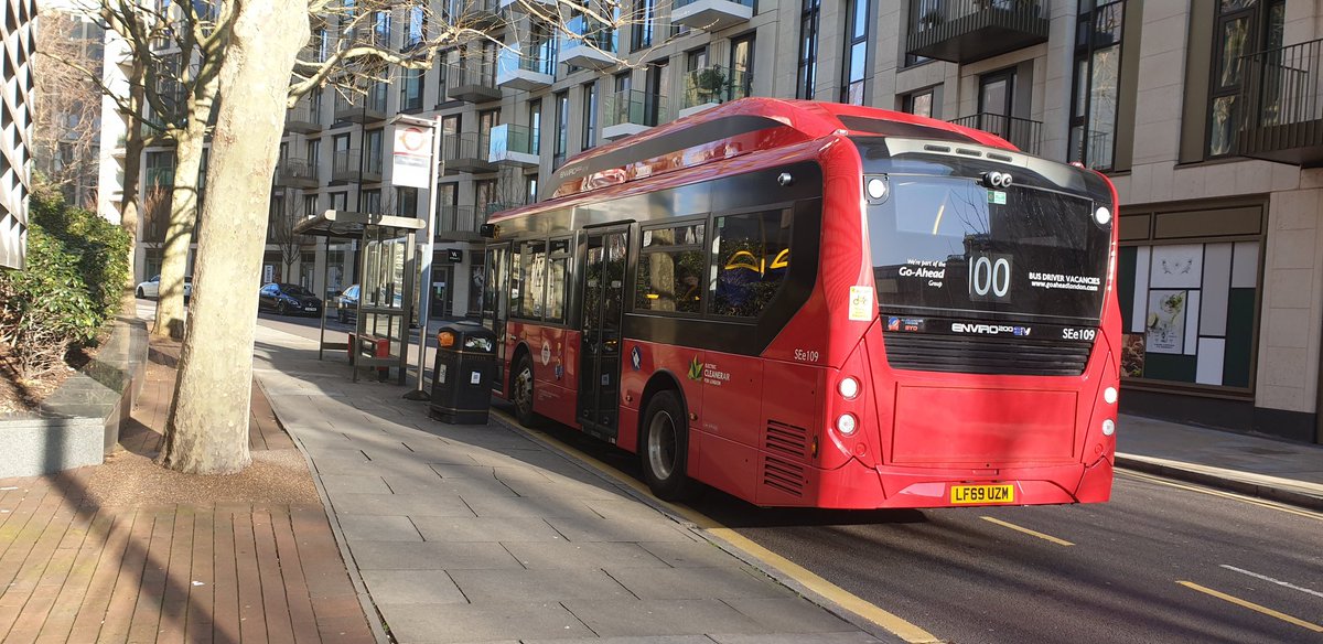 AbdalUllah's tweet photo. Fantastic to see fully electric bus in #Wapping, helping make our streets cleaner & greener.
Thanks to @SadiqKhan @TfL @TfLBusAlerts @TheGoAheadGroup
#GreenerWapping #weareWapping https://t.co/SddFFxC81r