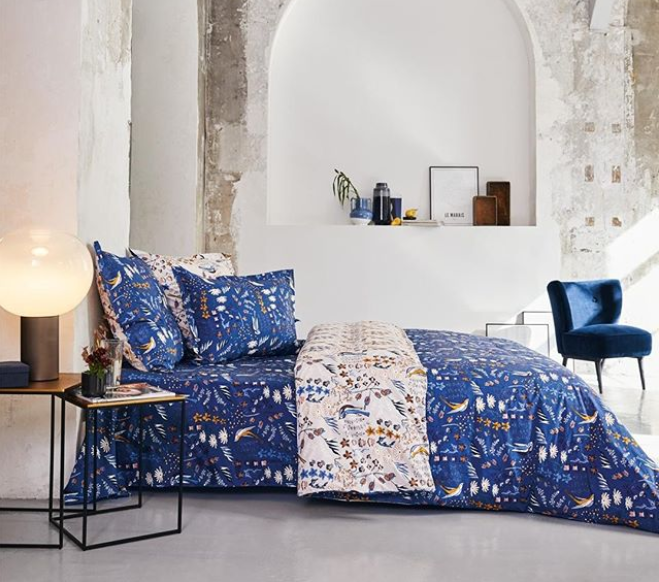 Un petit coup de déprime en ce #BlueMonday ? Nous aussi on a hâte de retourner au lit. En attendant, on profite de la sélection BLANC D'HIVER au rayon literie pour y dénicher de beaux draps dans lesquels bien dormir cette nuit. 🌙 #leBHVmarais