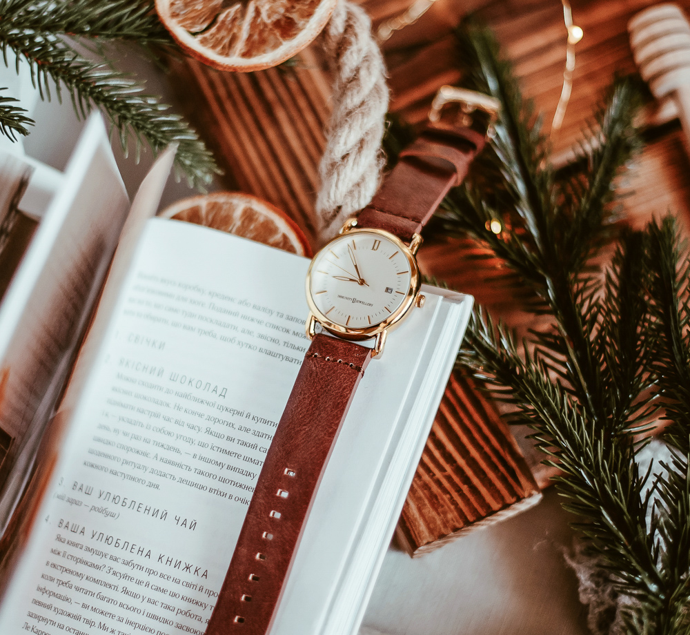 ImmunityJ's tweet photo. Supposedly the most depressing day of the year, maybe 40% off our watches will help? 🔵 USE CODE: blue40
⇢ https://t.co/f7J1zJ5txT #complementyourstyle https://t.co/2xAulwakXe