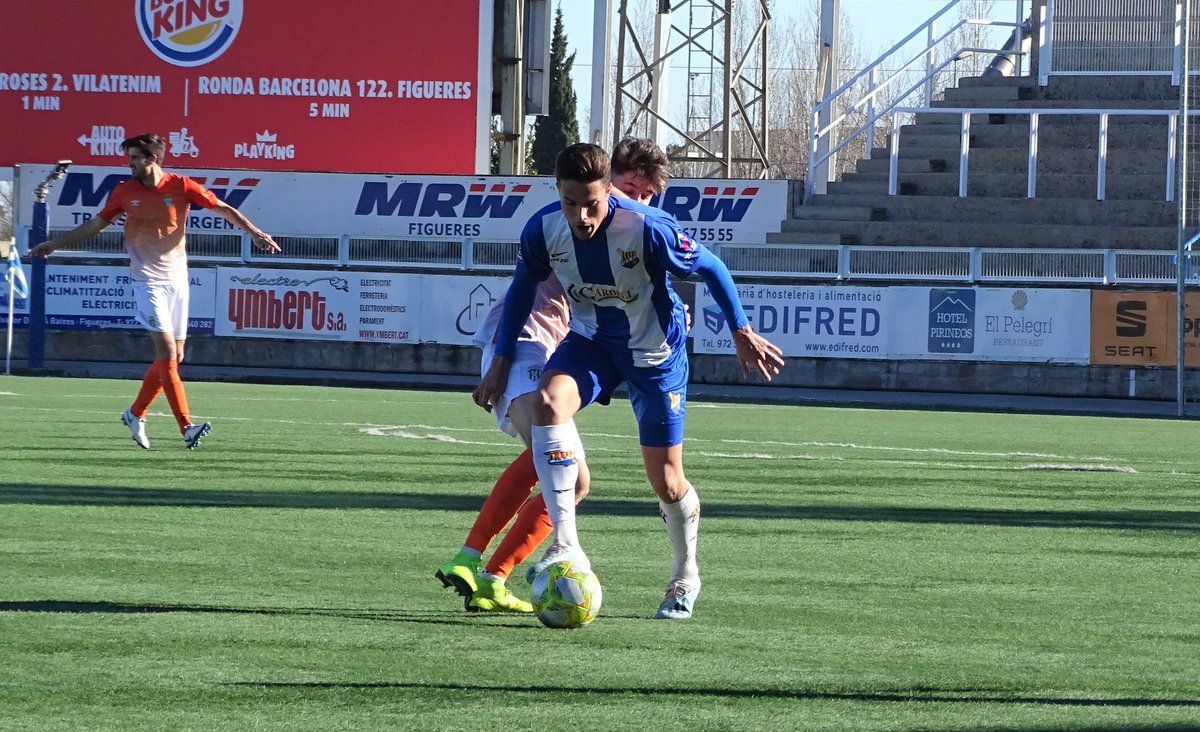 UEFigueres's tweet photo. 💥 PROPERS PARTITS D'ALT VOLTATGE ‼️
⚽ 1r equip MASCULÍ 🆚 @CELHospitalet
📅 Aquest diumenge dia 26 (12.30 h)
🏟️ Vilatenim (#Figueres)
📈 14è vs 1r
#3div5 #futbolcat
.
⚽ @UDCassa 🆚 1r equip FEMENÍ
📅 Aquest diumenge dia 26 (16 h)
🏟️ Cassà
📈 2n vs 1r
#2catfem #futfem
⚪🔵 https://t.co/3H7ujYI1hF
