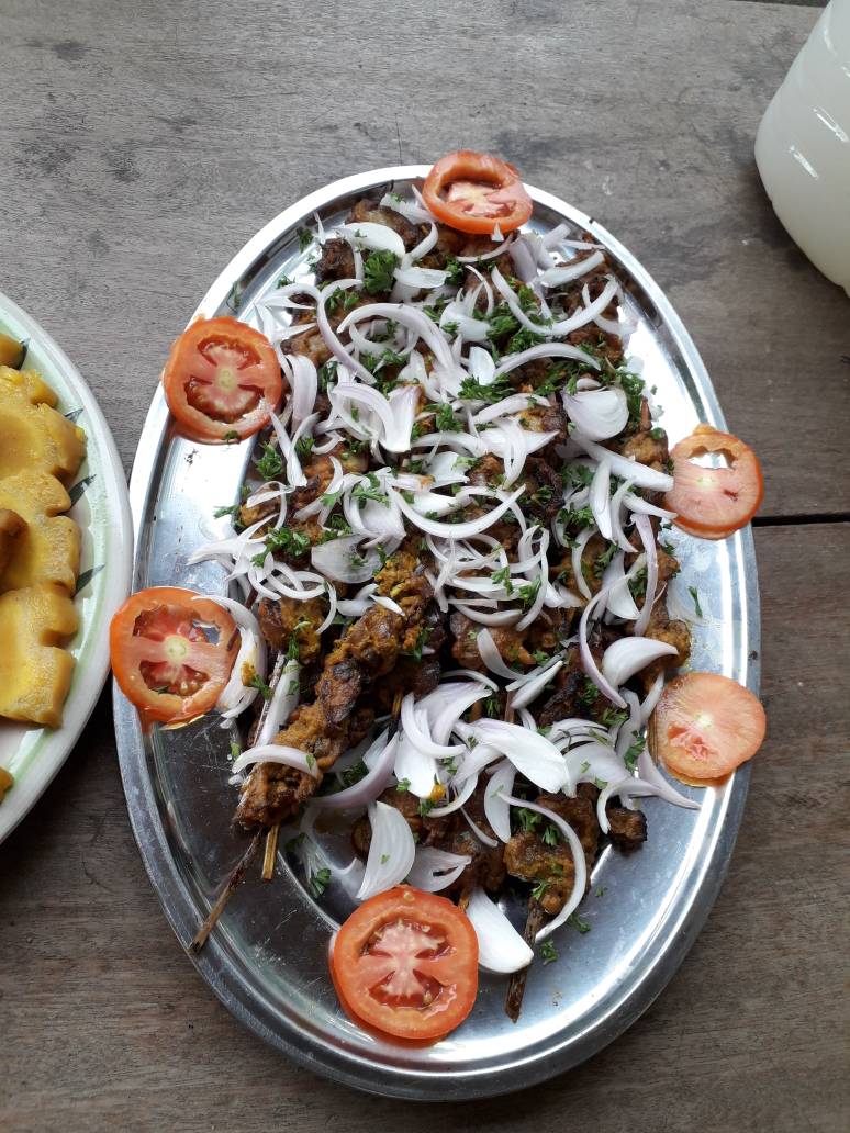 QueenElzah's tweet photo. @AbenaYvanna Mintumbas
Bissondas ( huitres)
Mbongo'o kôô ( mbongo d'escargots)
Matango
#Food237
#FoodPhotography
Edea represent✌ https://t.co/uqWS59u2gX