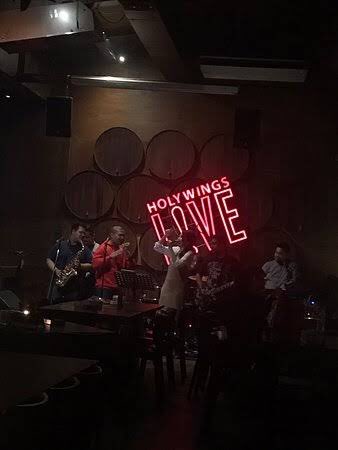 utaeeeeee's tweet image. "kamu bisa pulang ga?, mending ke apart aku dulu"