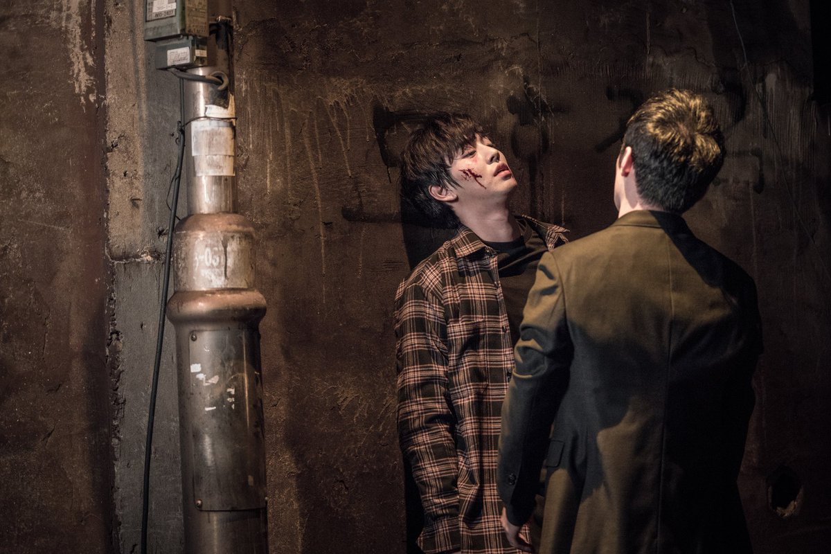 [2020.01.20] @StarhausM post: Ahn Hyo Seop x Dr. Romantic 2 behind-the-scene photos #안효섭 #ahnhyoseop #seowoojin