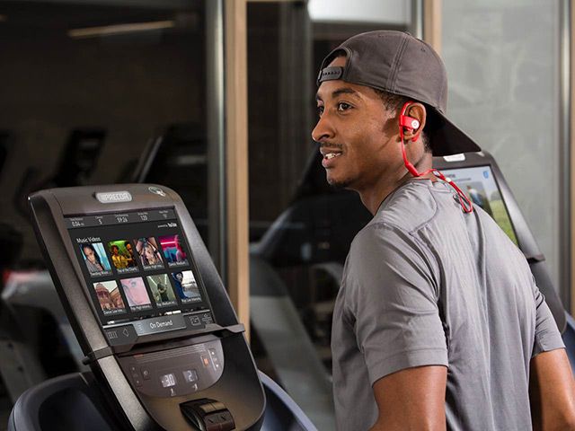 Managing your #cardio equipment in a busy facility doesn’t have to be a big pain. Manage more effectively and efficiently with Preva. buff.ly/35oIXOd