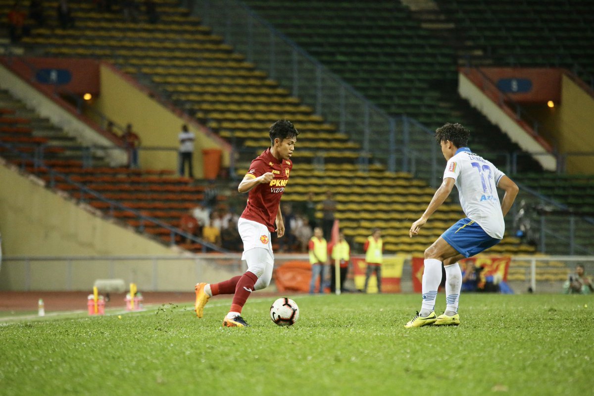 selangorfc's tweet photo. Bag a win in the first match with the new home kit? Checked โ
Selangor 3 - 0 Persib Bandung
๐ธ: @asianadotmy
#RedGiants
#ASEANEdition
#SAC2020 https://t.co/08ivcwAIO2