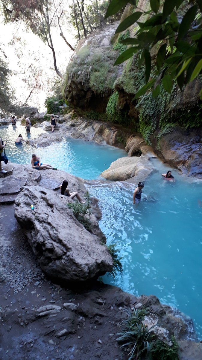 pop_chicle's tweet photo. Este fin pasé fuera de la tecnología del Internet. Es hermoso este lugar.
#PozasAzules #Atzala #Taxco #Guerrero https://t.co/PDaMDRdagw