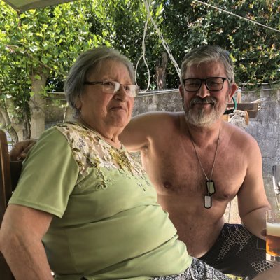 locoyo222422's tweet photo. #NuevaFotoDePerfil https://t.co/F74ccmbIJ4