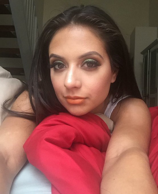 Jynxiemazie’s pics and videos