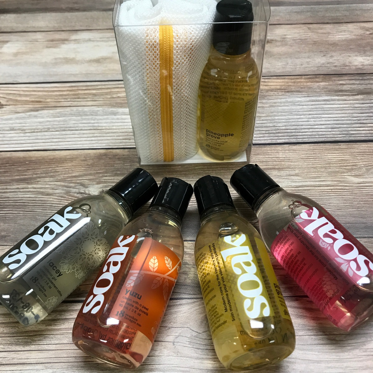 FilloryYarn's tweet photo. Now THIS is an essential for all knitters, crocheters, weavers &amp; spinners out there. @soakwash laundry soap is a modern way to cleanse and refresh the laundry you love without the harmful effects of normal detergents.  🧡

Click our link below!

https://t.co/mBsaWgIrqH https://t.co/vP6EyTHiJZ
