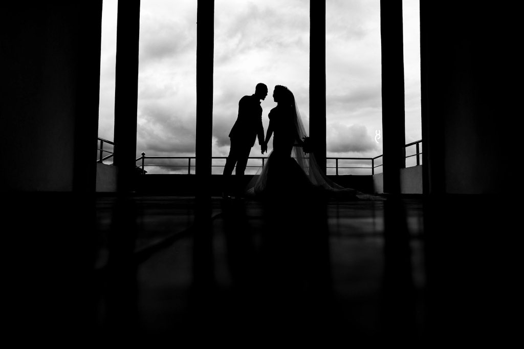 UrbanPhlicks's tweet photo. Some of our fav monochrome from 2019 #Bellanaijaweddings #upweddings #upexperience #smile4urban #WEDDINGPHOTOGRAPHY #monochrome https://t.co/1ZOJFcaApz