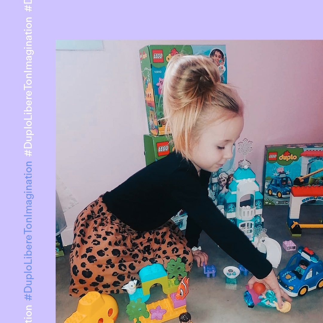 voo_fr's tweet photo. VOÔ x Lego • #DuploLibereTonImagination

Un grand bravo à Amélie Honorable, Best Ambassadrice de la box numéro 1, qui remporte le train de marchandises d’une valeur de 129,99€ :) https://t.co/uXvu1msKfo