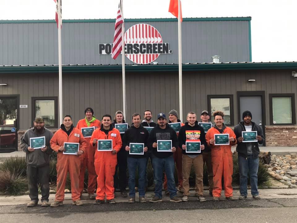 TerexCorp's tweet photo. Congratulations to the engineers from five US πΊπΈ dealers who successfully completed the
@PowerscreenCS Silver Level Training in #California π
The courses are designed to help support your customers, enhancing the standard of service you can offer!
https://t.co/J9gosskFuj https://t.co/VJnlMOafgV
